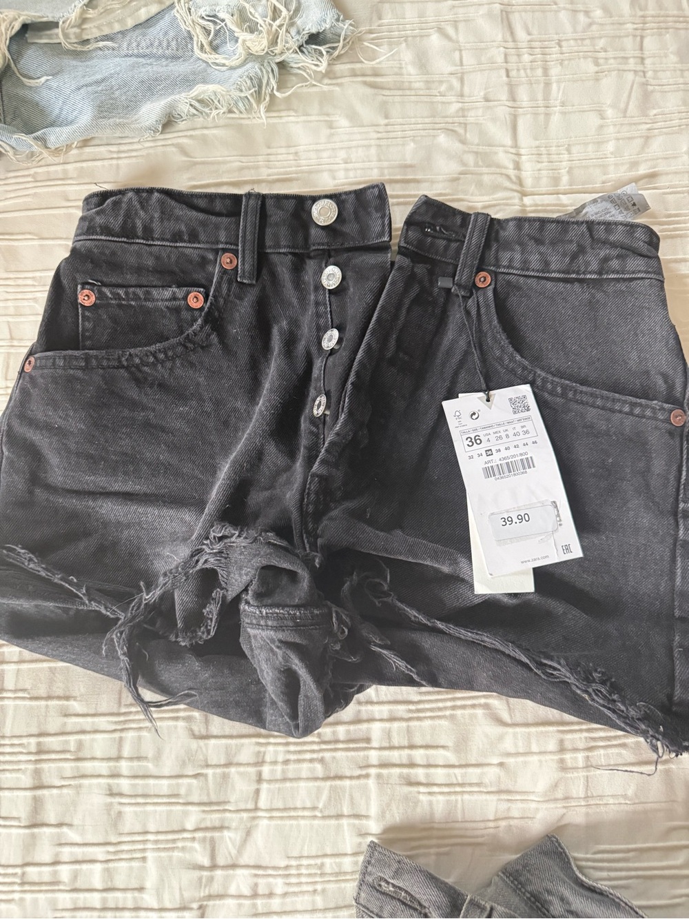 Zara Black Distressed Denim Jean Shorts